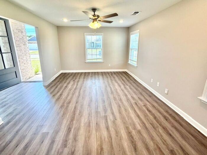 8868 Kimberly Dawn Dr - Photo 3 of 10