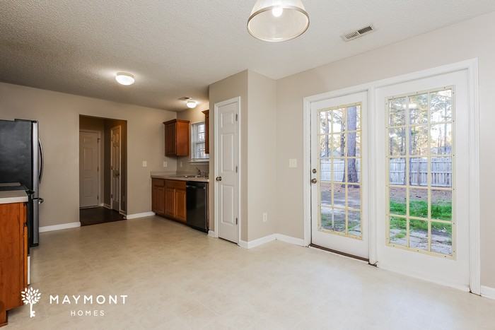 134 Trickle Dr - Photo 6 of 12