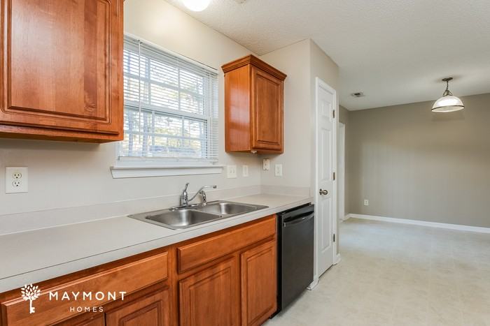 134 Trickle Dr - Photo 7 of 12