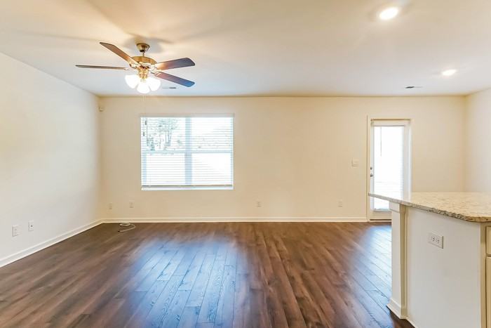 5680 Timber Leaf Loop - Photo 6 of 16