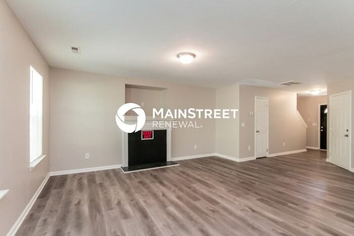 644 Stillgreen Ln - Photo 4 of 15