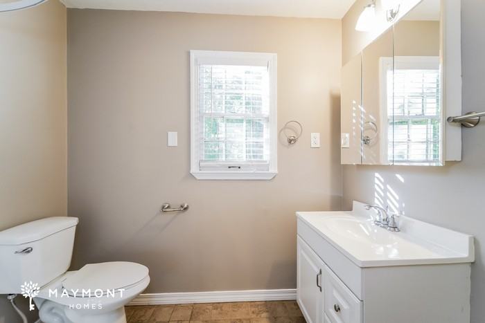 5312 Wayneland Dr - Photo 7 of 11