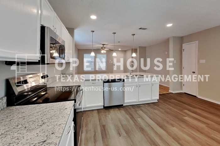 124 Stanford - Photo 6 of 19