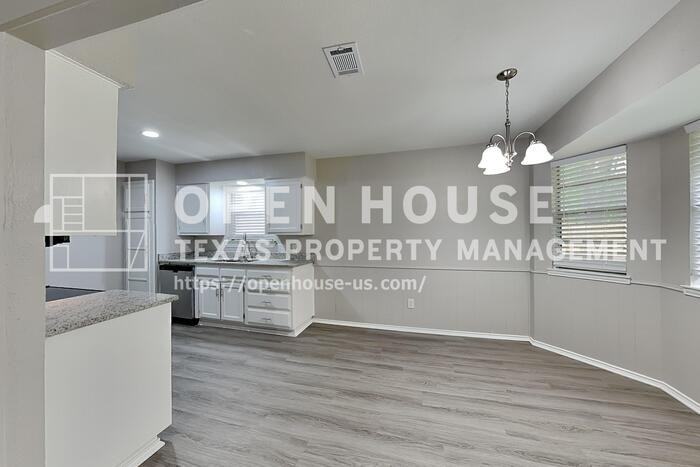 6024 Herschel Dr - Photo 7 of 19