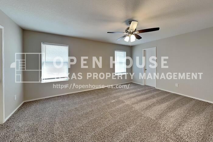 6701 Meadow Way Ln - Photo 7 of 19