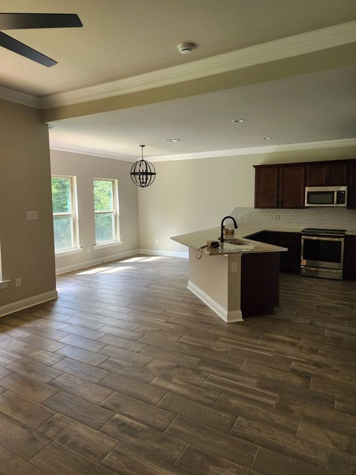 4074 Jayce Michael Dr - Photo 2 of 13