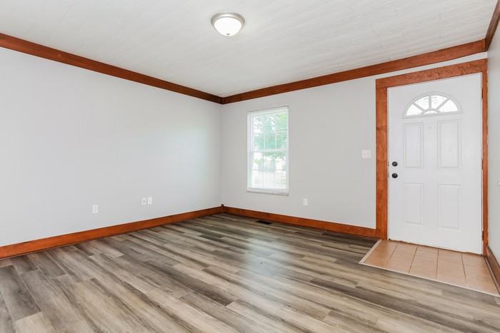 2578 W Kemper Rd - Photo 3 of 11