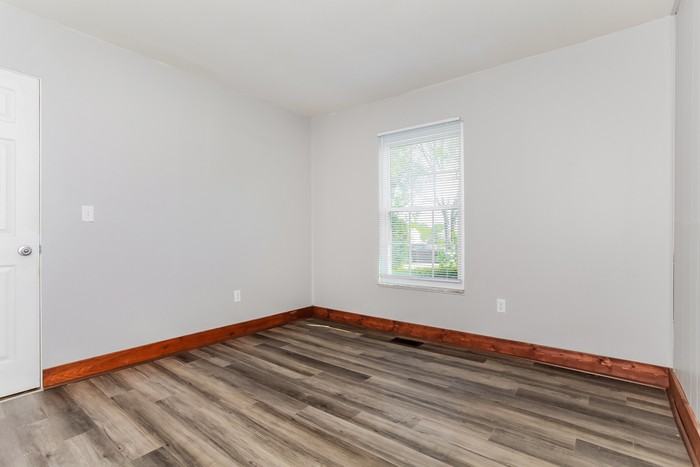2578 W Kemper Rd - Photo 6 of 11