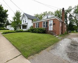 1040 Mercer Ave - Photo 1 of 1