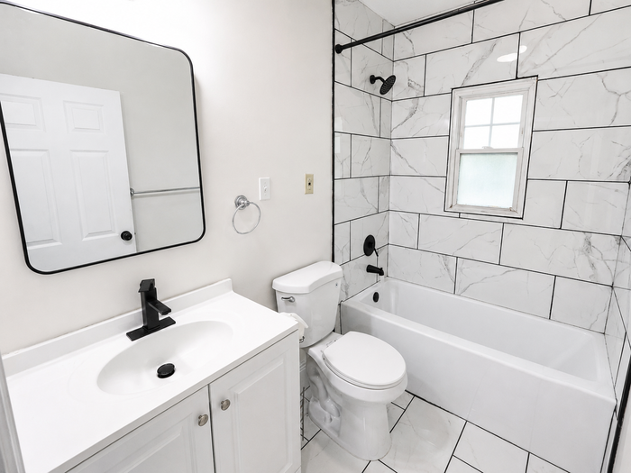 1040 Mercer Ave - Photo 6 of 8