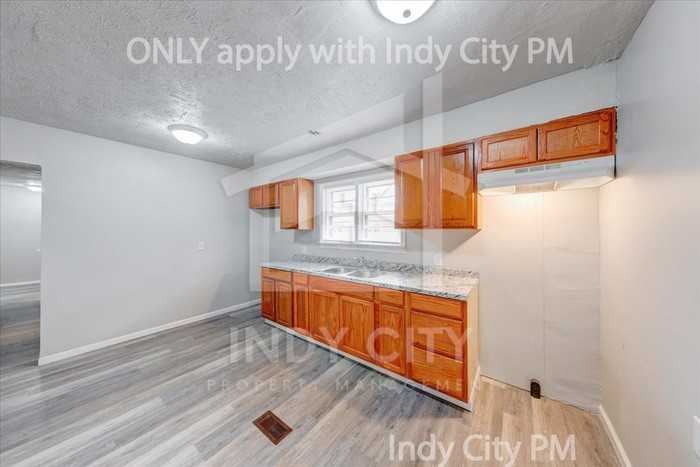 1144 Mcdougal St - Photo 7 of 19