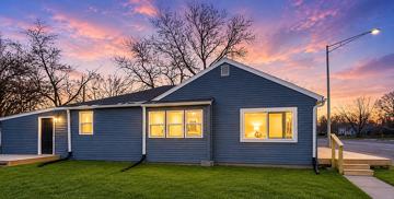 featured image of 3639 N Emerson Ave