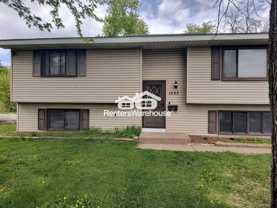 1885 Clarence St - Photo 1 of 1