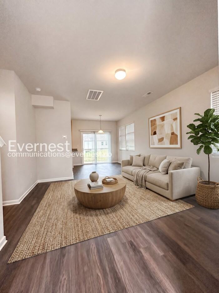 218 Lee St - Photo 4 of 29