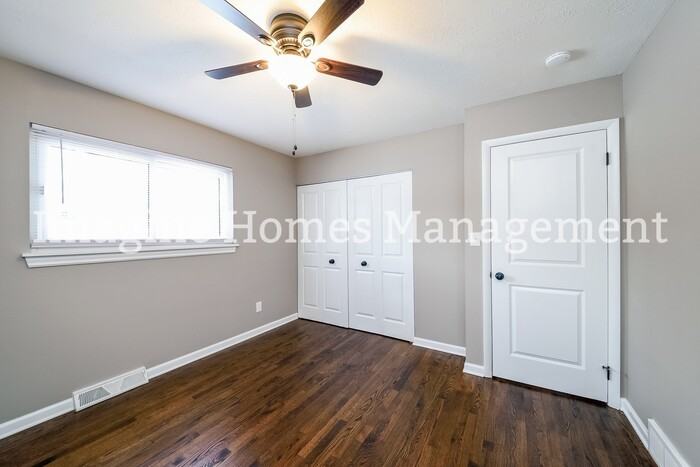 6645 Forest Glen Ave - Photo 6 of 14