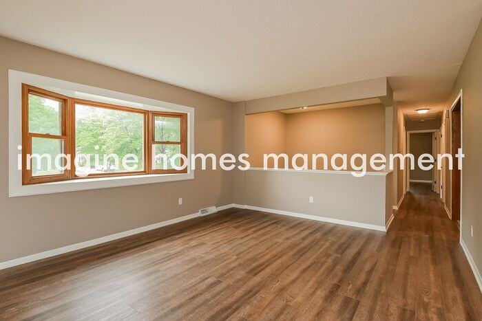 4087 Blossom Ct - Photo 4 of 18
