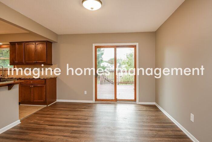 4087 Blossom Ct - Photo 6 of 18