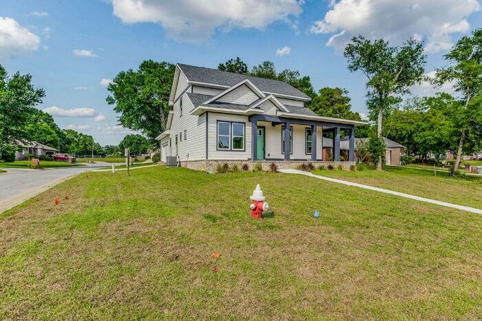 412 Elcino Dr - Photo 5 of 50