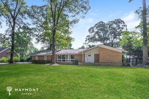 featured image of 124 Carterwoods Dr
