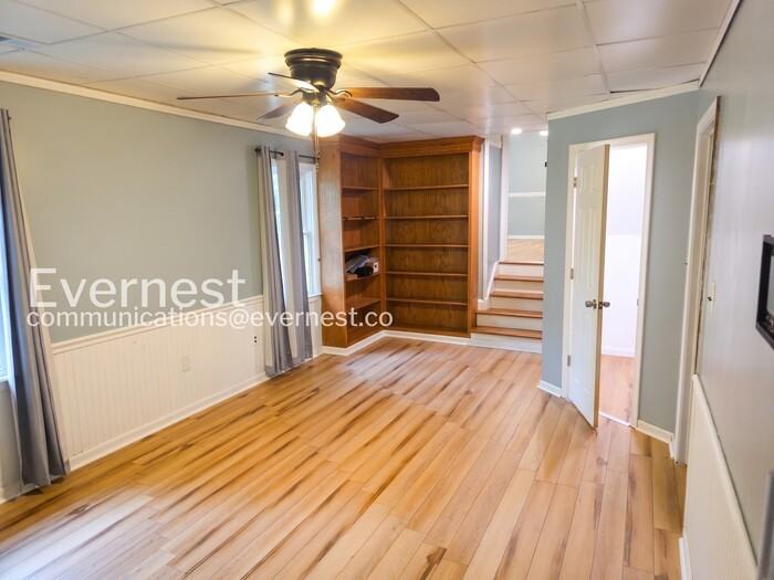 12409 Salient Ln - Photo 5 of 30