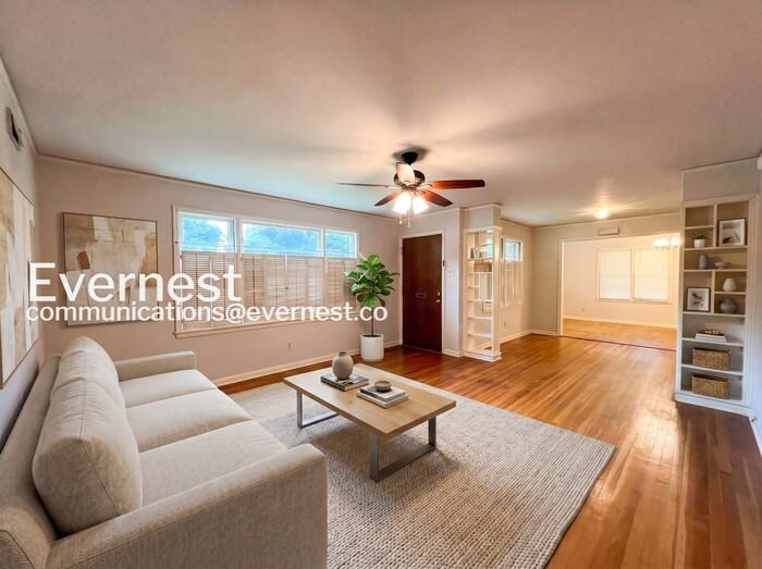 4984 Welchshire Ave - Photo 2 of 26