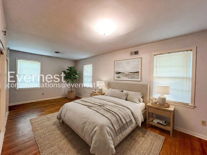 4984 Welchshire Ave - Photo 3 of 26