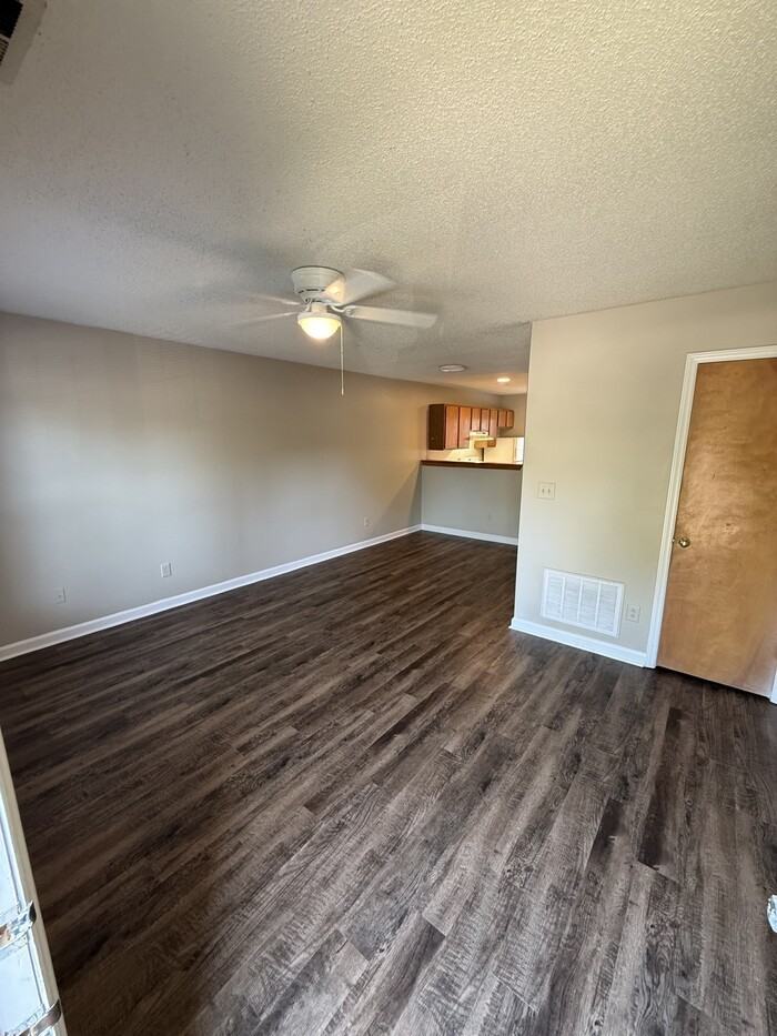 2905 Faversham Pl - Photo 2 of 15
