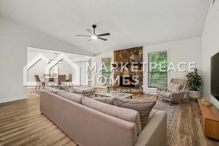 5033 Mixon Pl - Photo 3 of 22