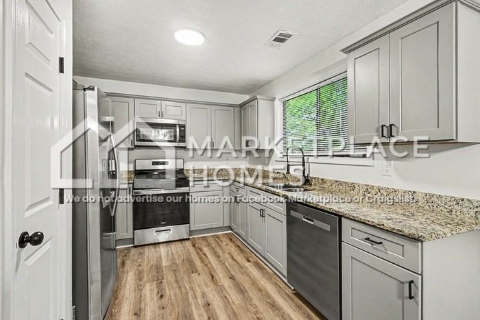 5033 Mixon Pl - Photo 5 of 22