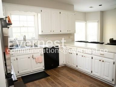 4580 Village Dr - Photo 3 of 30