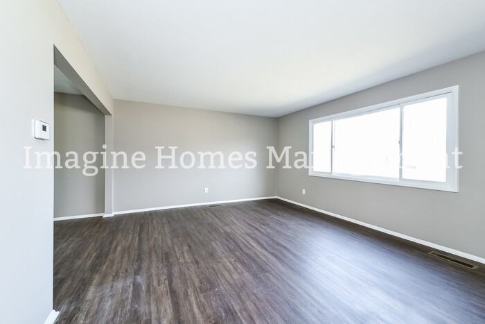 9200 Whitewood Rd - Photo 3 of 12
