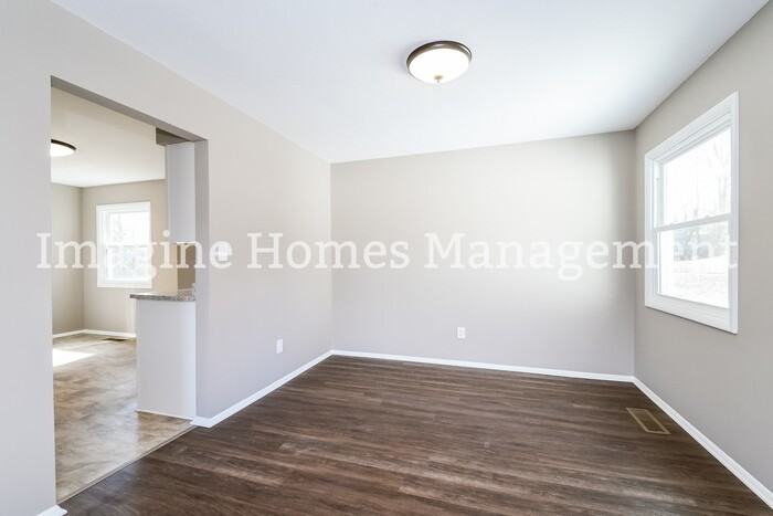 9200 Whitewood Rd - Photo 4 of 12