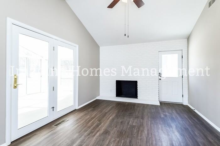 9200 Whitewood Rd - Photo 7 of 12