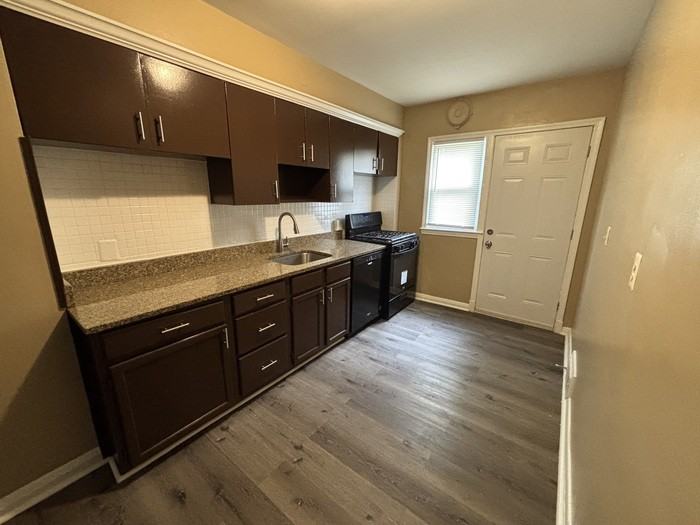 5928 Hillen Rd - Photo 3 of 17
