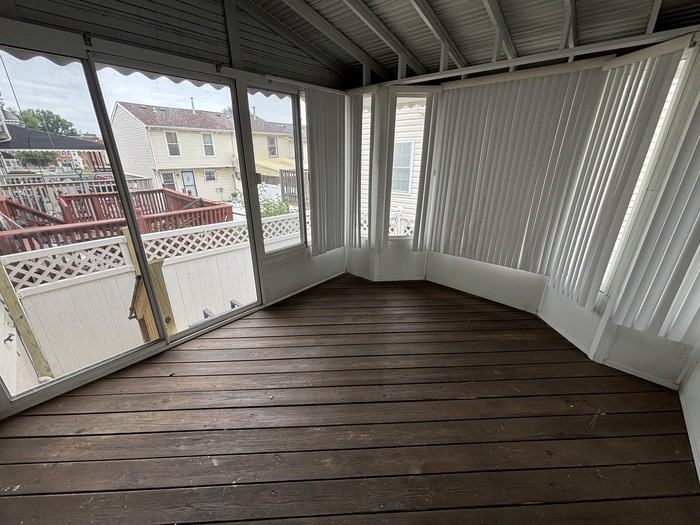 1511 Retreat St - Photo 5 of 19