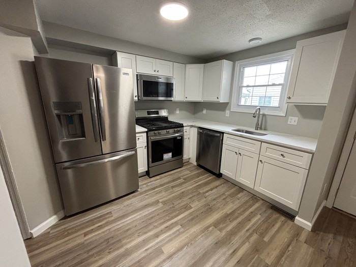 1511 Retreat St - Photo 6 of 19