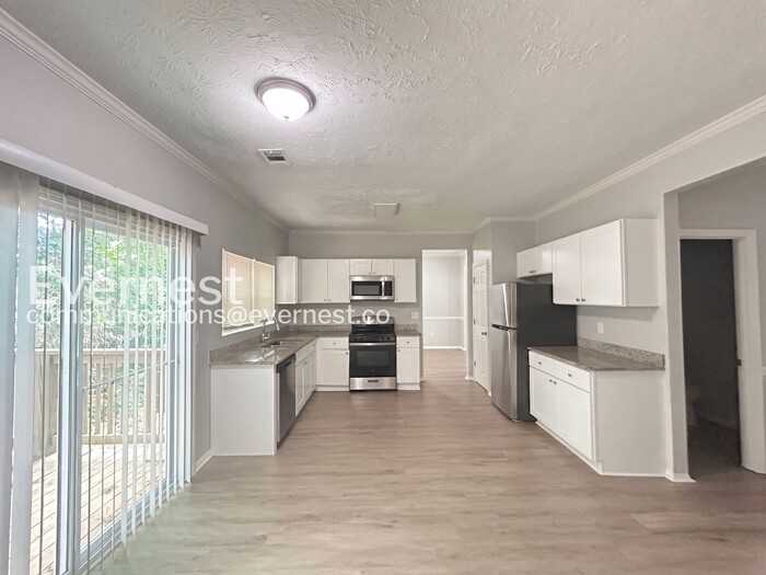 263 Elm Forest Way - Photo 4 of 32