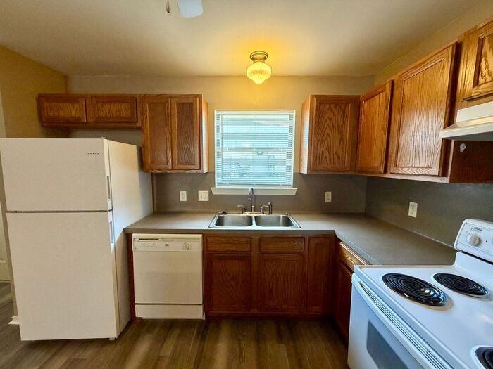 3629 Mcdonald Rd - Photo 7 of 29