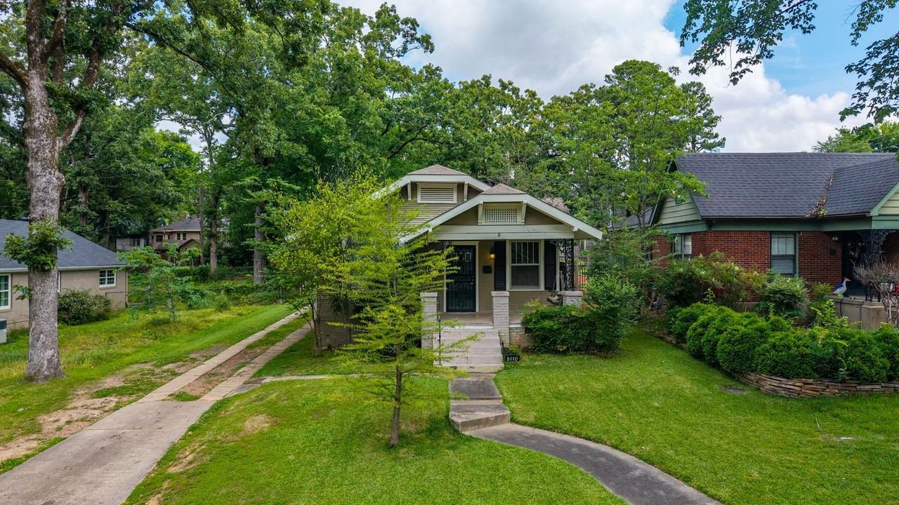 5110 Lee Ave - Photo 2 of 50