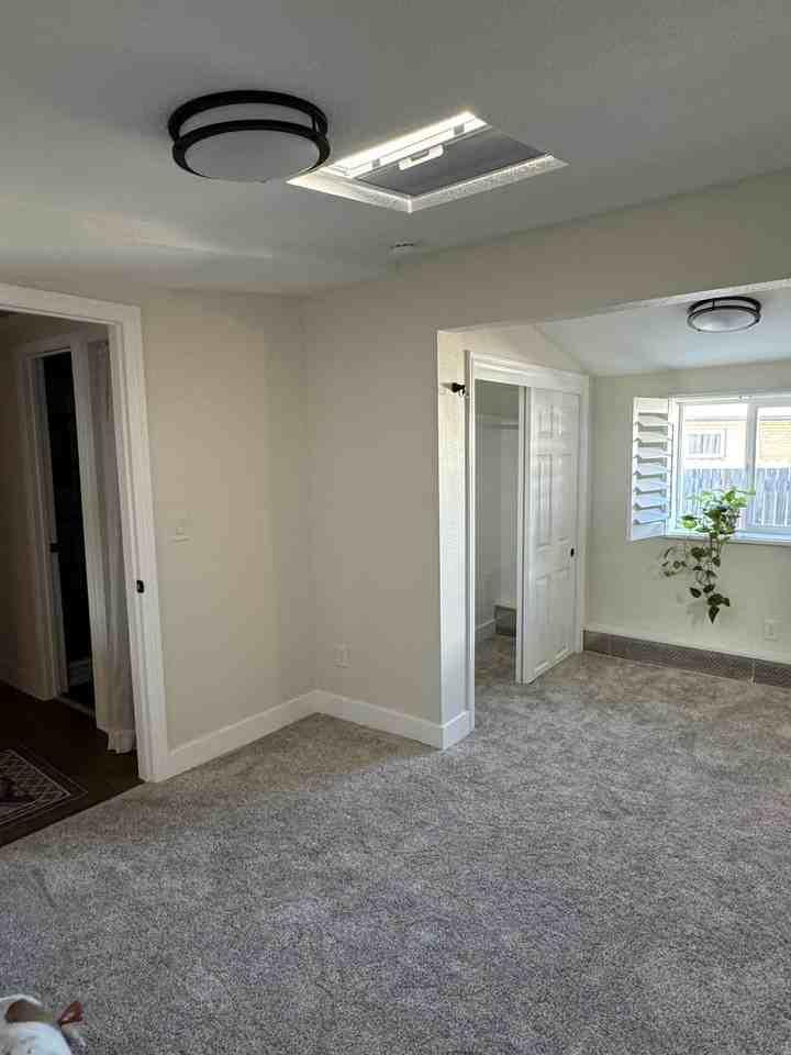 1089 W Stanford Ave #2