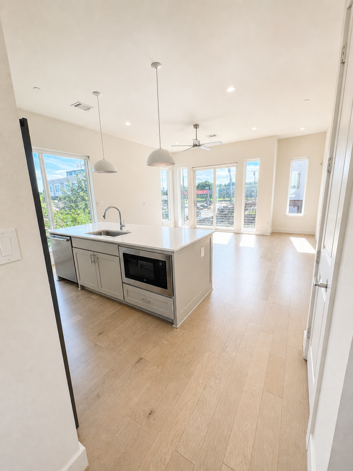 5605 Bryan Pkwy #101 - Photo 5 of 20