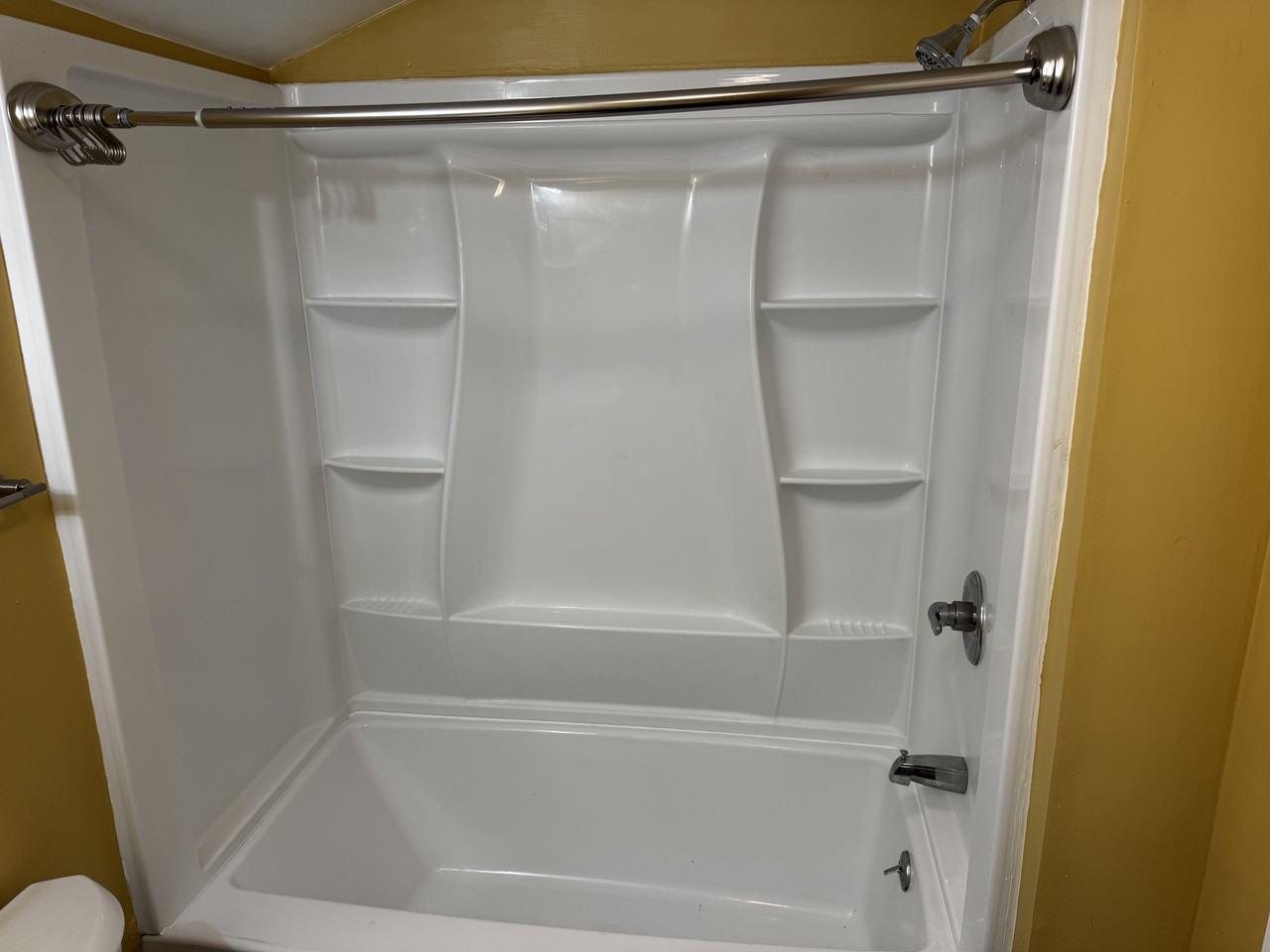 426 W Pearl St #426 - Photo 2 of 20