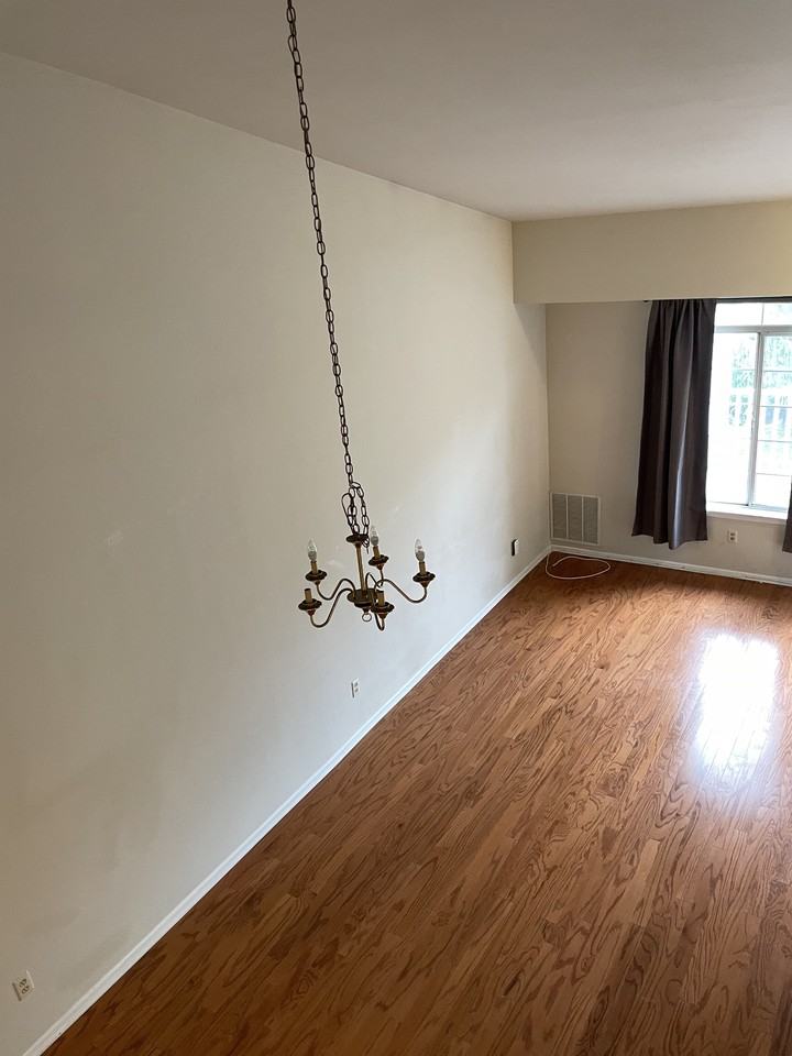30 Wentworth Rd - Photo 2 of 12