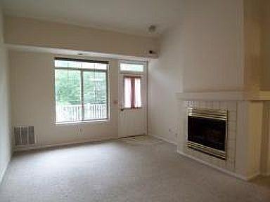 30 Wentworth Rd - Photo 3 of 12