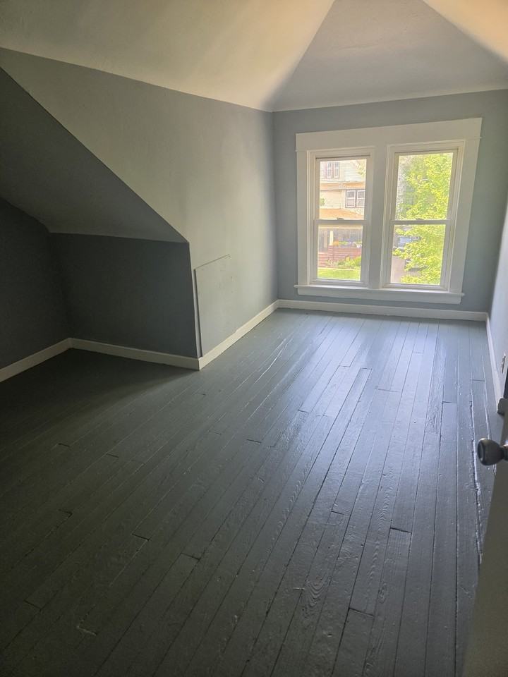 9920 Somerset Ave #9920 - Photo 2 of 12