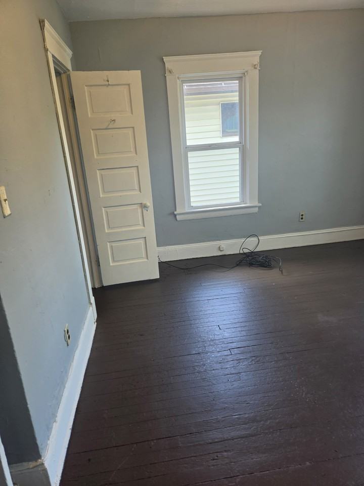 9920 Somerset Ave #9920 - Photo 6 of 12