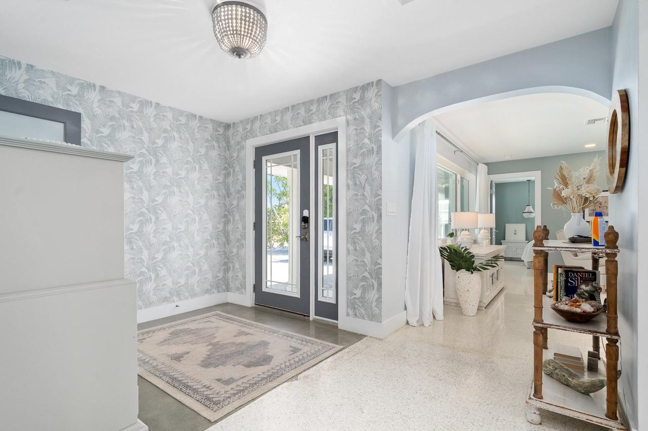 330 N Tessier Dr #NA - Photo 5 of 50