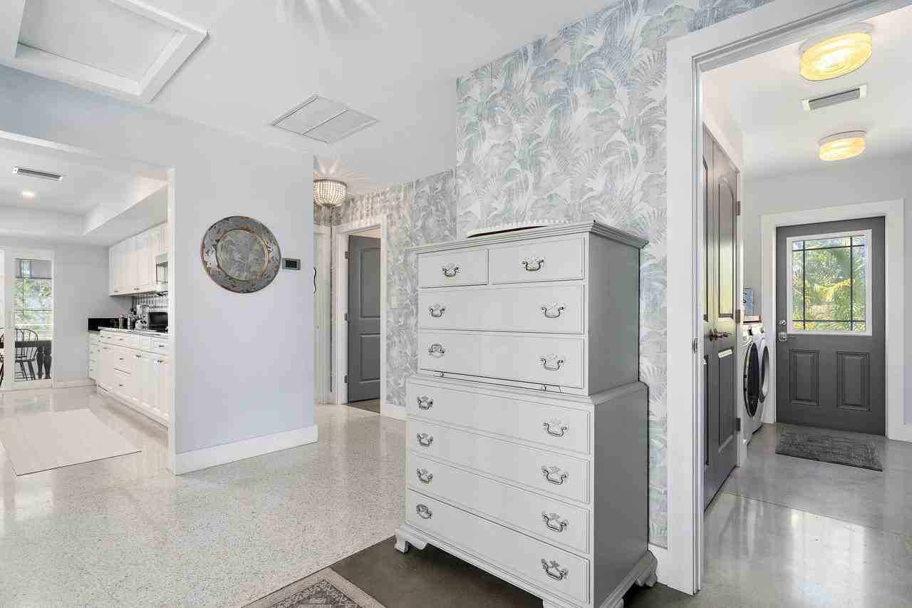 330 N Tessier Dr #NA - Photo 7 of 50