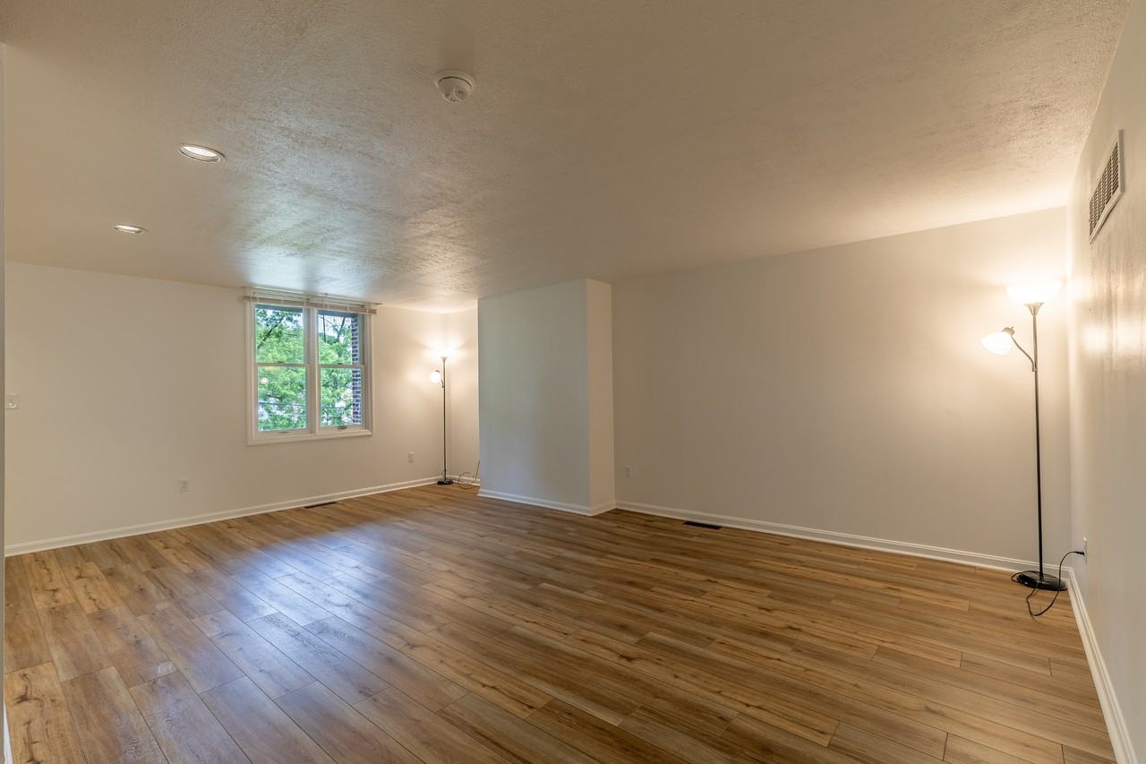 126 Laclede St #1 - Photo 7 of 29
