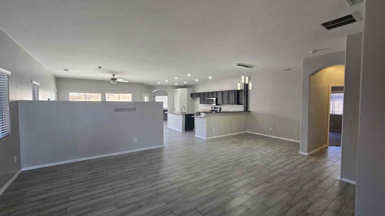 8619 W Mohave St #NA - Photo 4 of 22